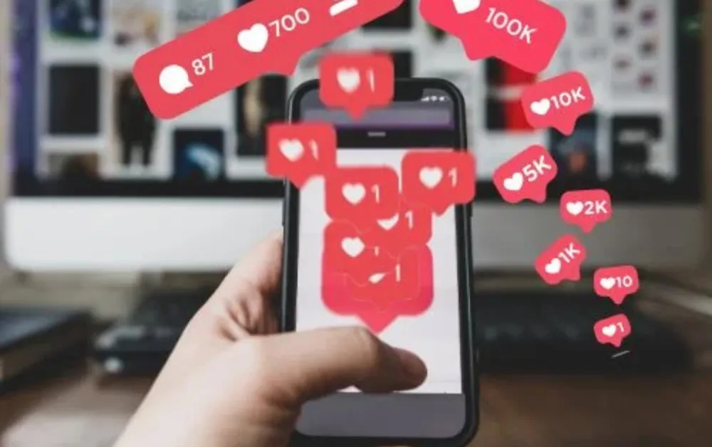 social likes banner